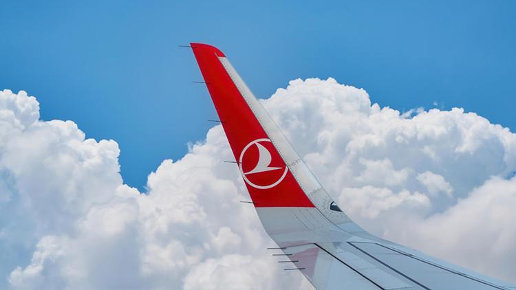 THY Uçağında Yolcu ile Kabin Ekibi Arasında Gerilim