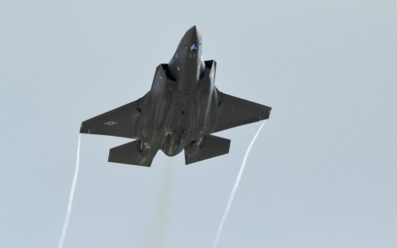 ABD, Kanada ile Savunma Anlaşmasını Askıya Aldı: F-35 Tartışmaları Devam Ediyor