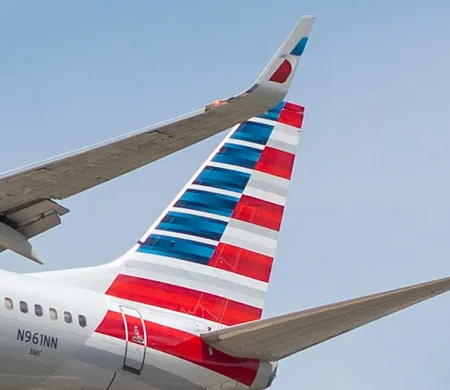 American Airlines Uçuşunda Panik: Yolcu Diğerini Isırdı